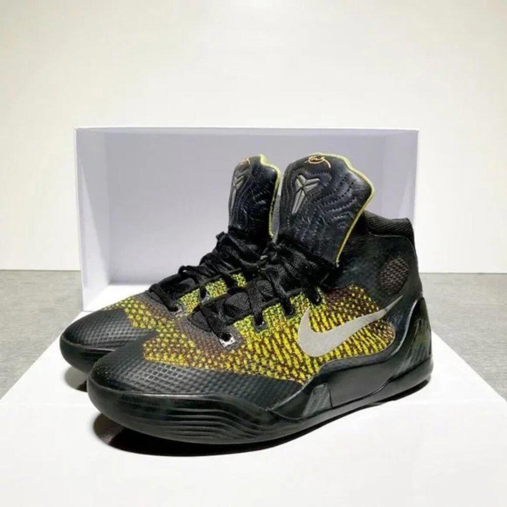 Nike Kobe Zoom Mamba Green Red Black Hightop Basketball Sneaker Size 5.5Y